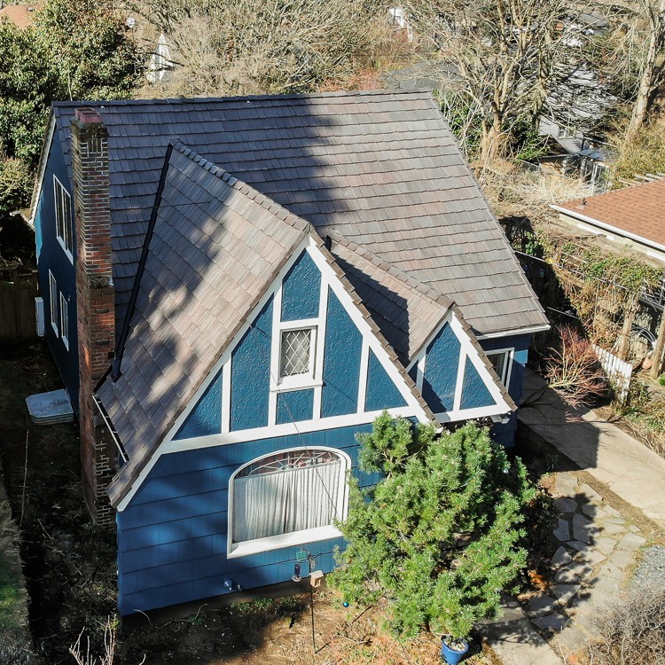 DaVinci Roofing Slide 5